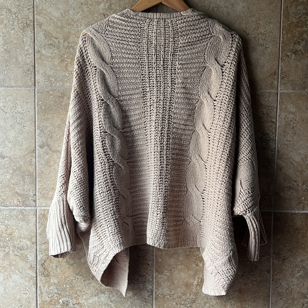 Charlotte Russe Cableknit Wrap Cardigan Chunky Knit Batwing Sweater Poncho Layer